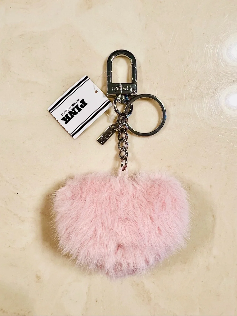 VICTORIA’S SECRET PINK Faux Fur Heart Keychain Bag Charm Dollhouse Pink